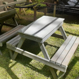 Mesa Tipo Picnic de Madera Plástica Reciclada - CasaNova